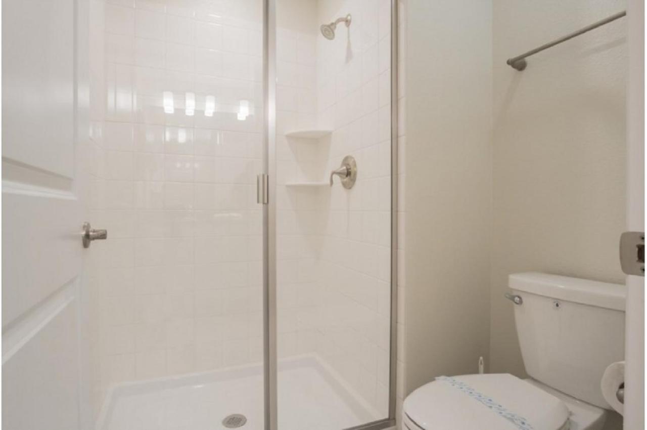 Four-Bedroom Townhome Davenport Extérieur photo